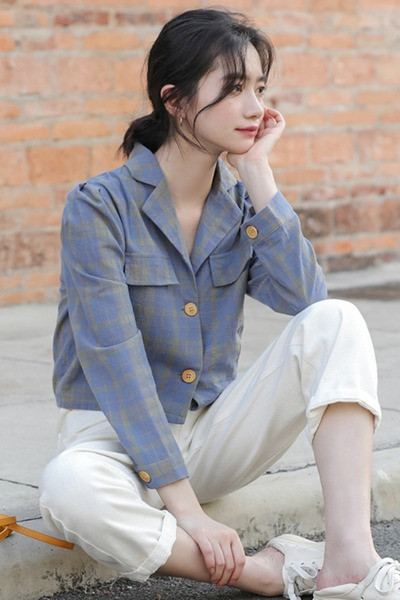 Ženska ležerna karirana košulja s gumbima