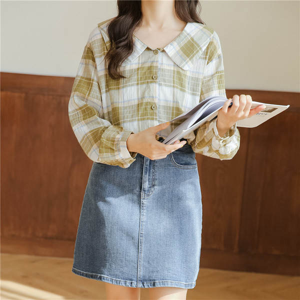 Női alkalmi kockás ing ovális nyakkivágással