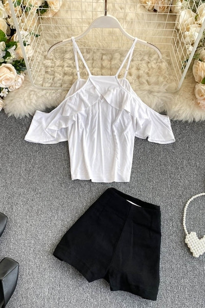 Ženski komplet hlače i bluza sa spuštenim rukavima