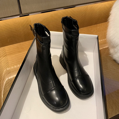 Eko bőrből készült, lapos talpú női alkalmi csizma