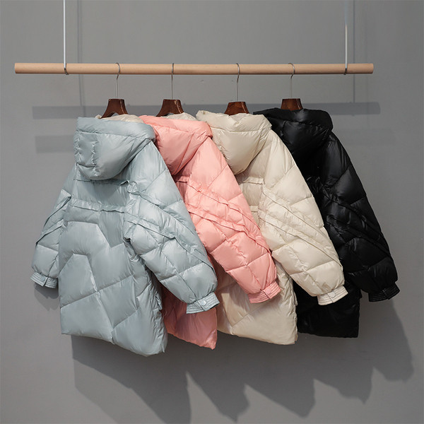 Női őszi-téli kabát kapucnival - széles modell