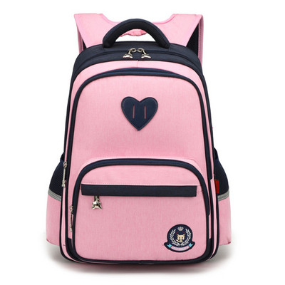 Gyermek iskolai hátizsák zsebekkel és széles pántokkal