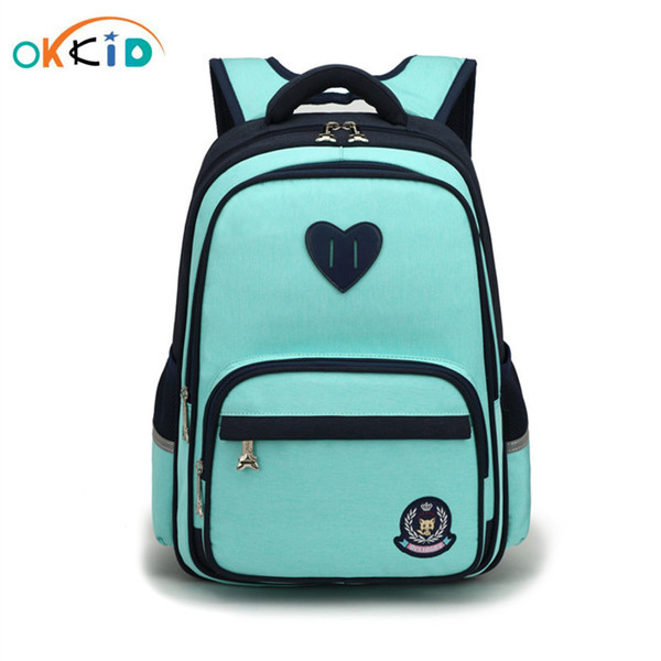 Gyermek iskolai hátizsák zsebekkel és széles pántokkal