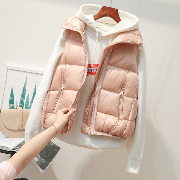 Sügiseks sobiv ümara kaelusega naistevest