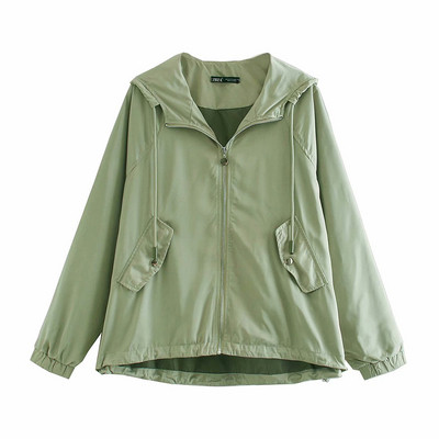 Rövid tavaszi-őszi kabát kapucnival