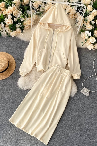 Casual ženski komplet duge suknje i dukserice