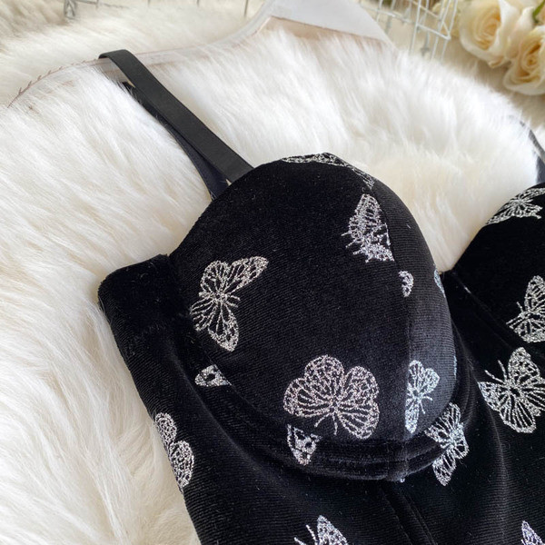 Modern női mellszoba pillangós hímzéssel