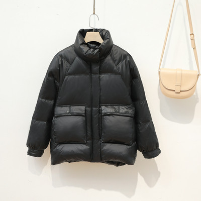 Női alkalmi kabát kerek nyakkivágással és zsebekkel