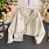 Stílusos női rövid kabát gyöngyökkel és zsebekkel