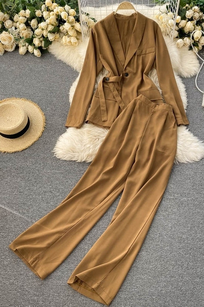 Női kabát és nadrág szett