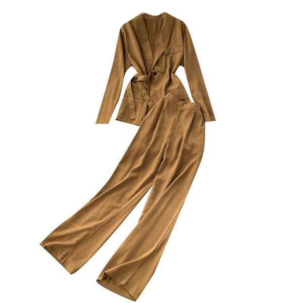 Női kabát és nadrág szett