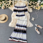 Kötött női blúz és hosszú szoknya szett