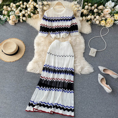 Kötött női blúz és hosszú szoknya szett