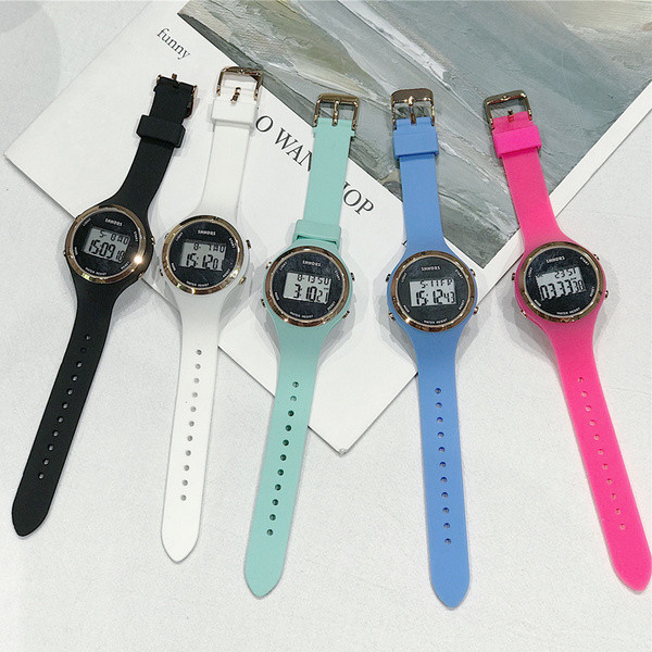 Ümara kujuga elektrooniline naiste käekell