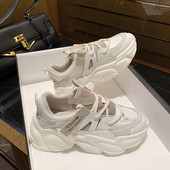 Alkalmi női tornacipő fűzővel és durva talppal