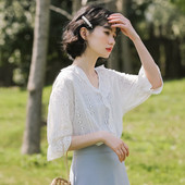 Moodne tikandiga ja 3/4 varrukatega naiste särk