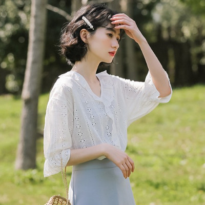 Moodne tikandiga ja 3/4 varrukatega naiste särk