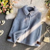 Női pehelymellény cipzárral és zsebekkel