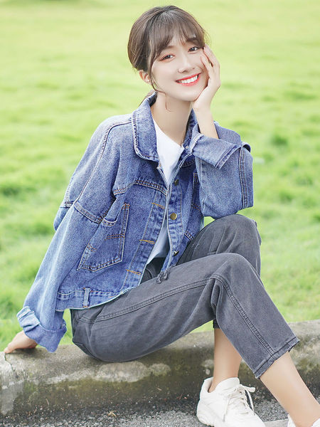 Naiste vabaaja teksajakk klassikalise kraega