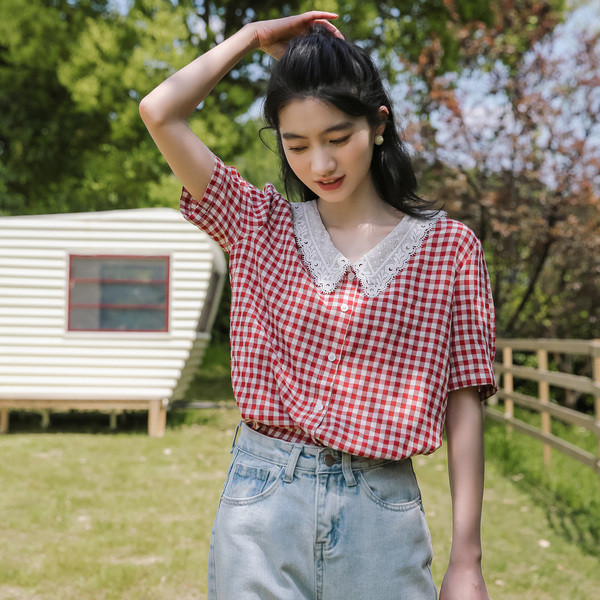 Női alkalmi kockás ing csipkével