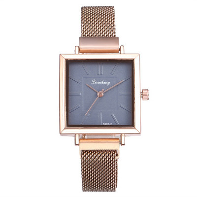 Magnetrihmaga neljakandiline naiste käekell