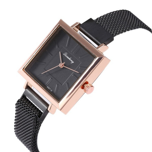 Magnetrihmaga neljakandiline naiste käekell