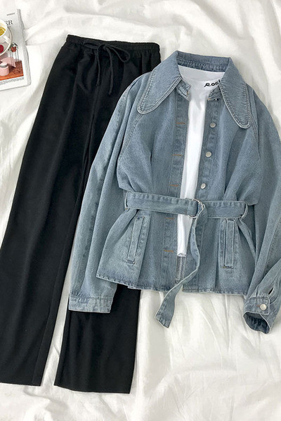 Tanka traper jakna s remenom oko struka