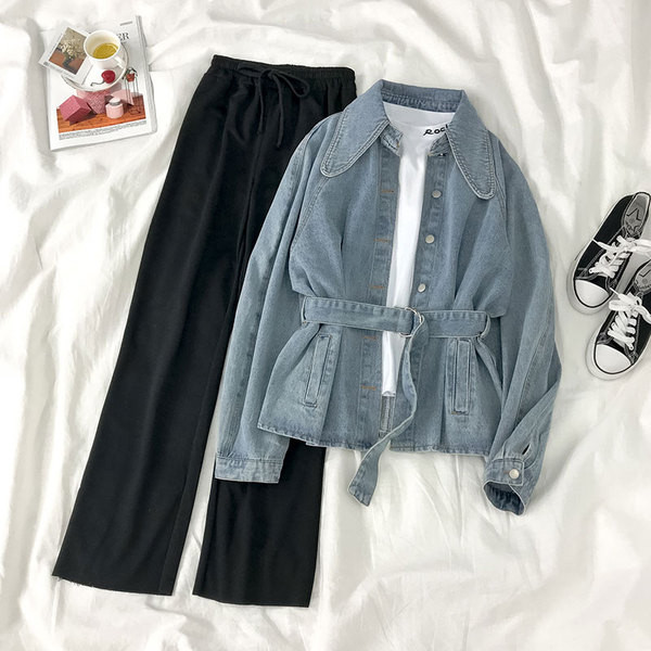 Tanka traper jakna s remenom oko struka