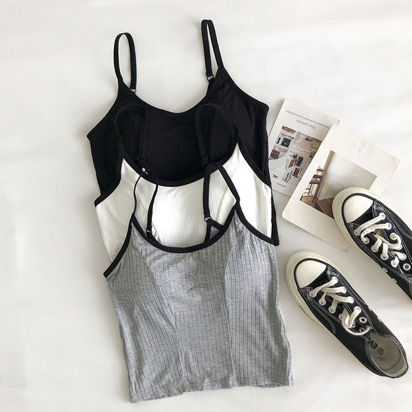 Γυναικείο αμάνικο με λεπτές τιράντες και στρογγυλή λαιμόκοψη