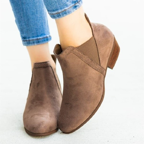 Eco velúr csizma alacsony sarkú hegyes modellel