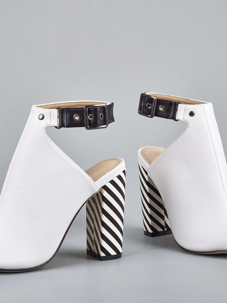 Κομψά γυναικεία ψηλοτάκουνα παπούτσια με αγκράφα