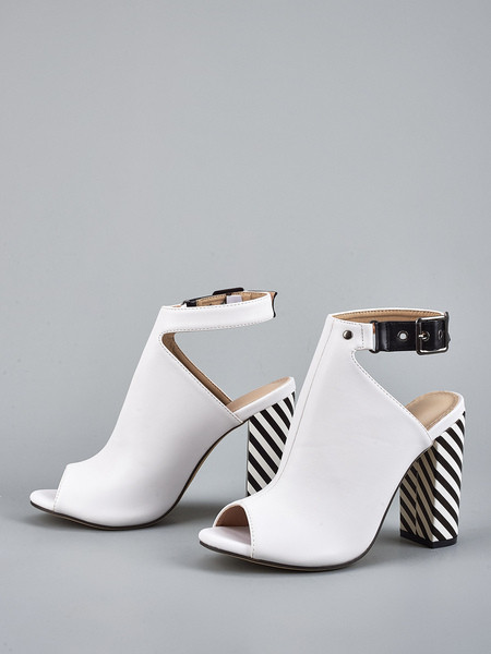 Κομψά γυναικεία ψηλοτάκουνα παπούτσια με αγκράφα