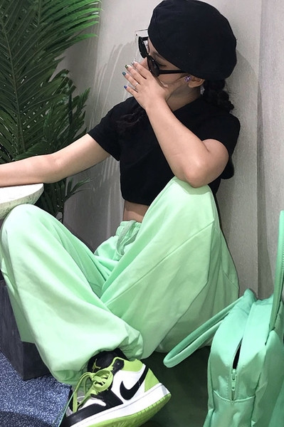 Női sport hosszú nadrág széles modell