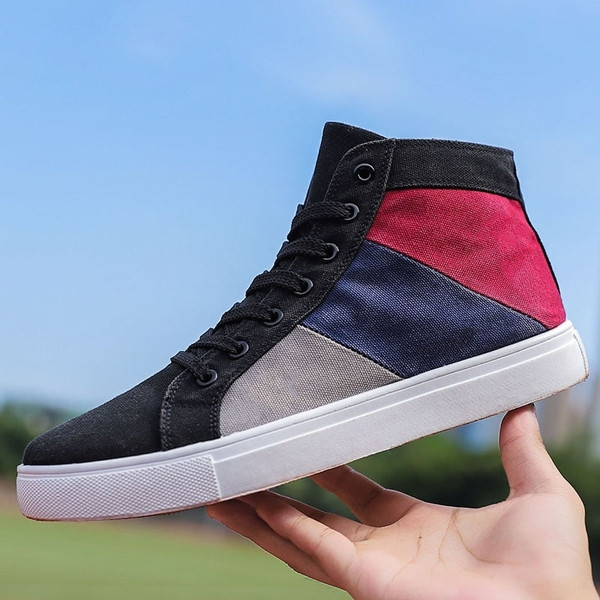 Színes, fűzős férfi tornacipő