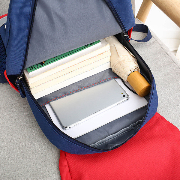 Iskolai hátizsák elülső zsebbel, alkalmas lányoknak és fiúknak