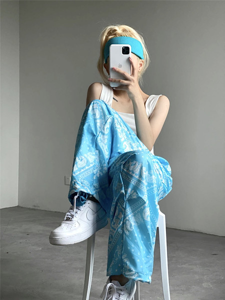 Női aktuális széles, hosszú nadrág, magas derékkal