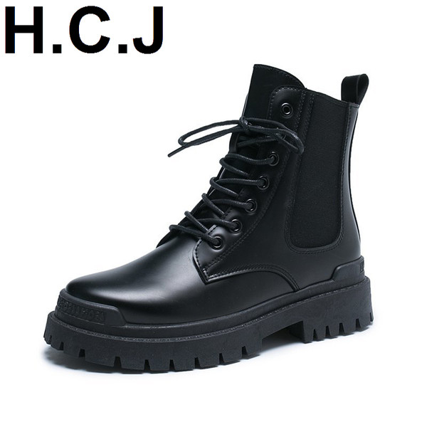 Stílusos női csizma műbőr fűzővel, fehér és fekete színben