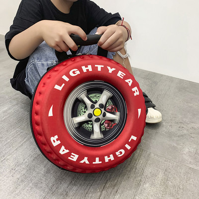 Hétköznapi gyerek hátizsák fiúknak kerek formában