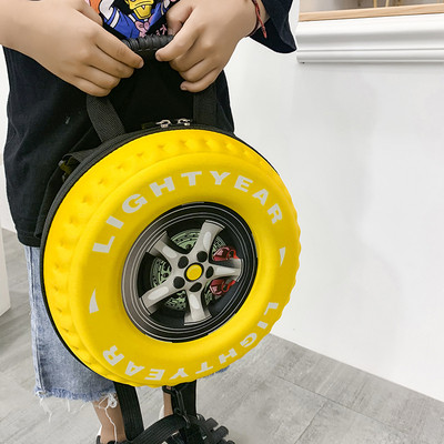 Hétköznapi gyerek hátizsák fiúknak kerek formában