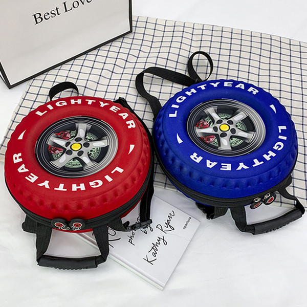 Hétköznapi gyerek hátizsák fiúknak kerek formában