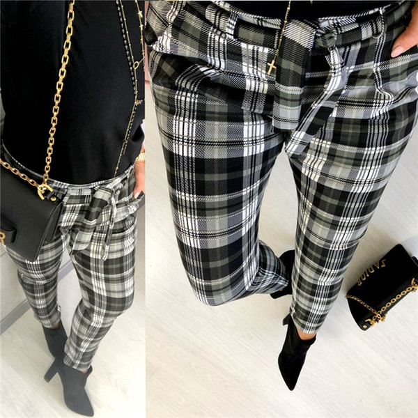 Aktuális női hosszú kockás nadrág egyenes modell