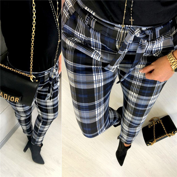 Aktuális női hosszú kockás nadrág egyenes modell