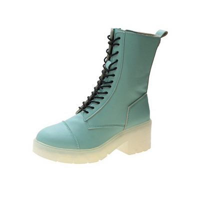 Modern női csizma magas talppal