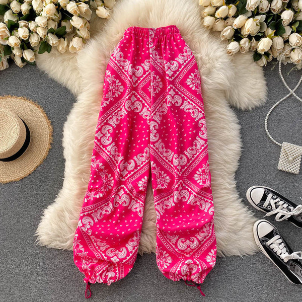 Naiste vabaaja püksid kummikuga vöökohal ja pahkluudel