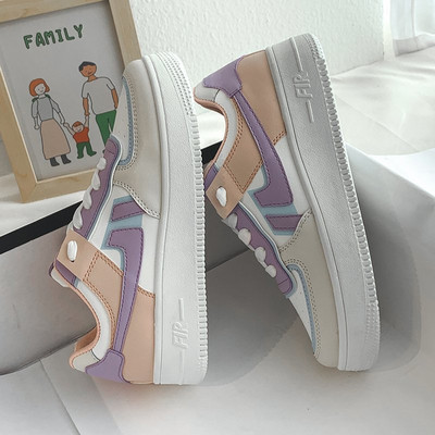 Alkalmi női tornacipő fűzővel, lapos talppal több színben