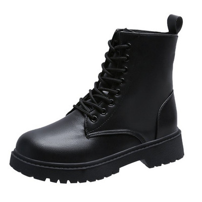 Bőr női csizma lapos talppal