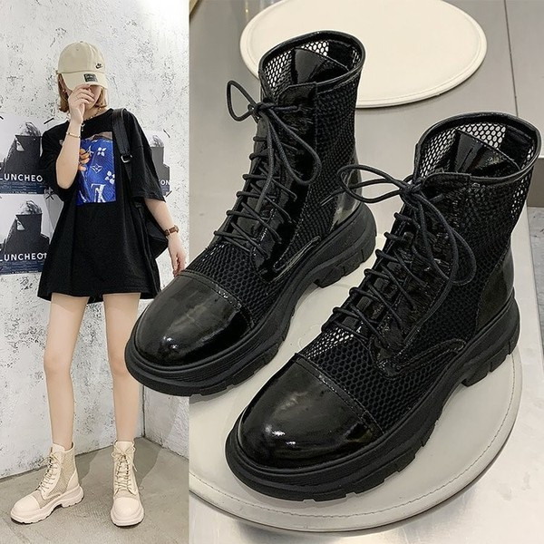 Női lakkbőr csizma hálóval