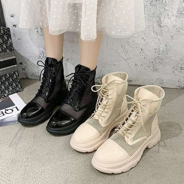 Női lakkbőr csizma hálóval