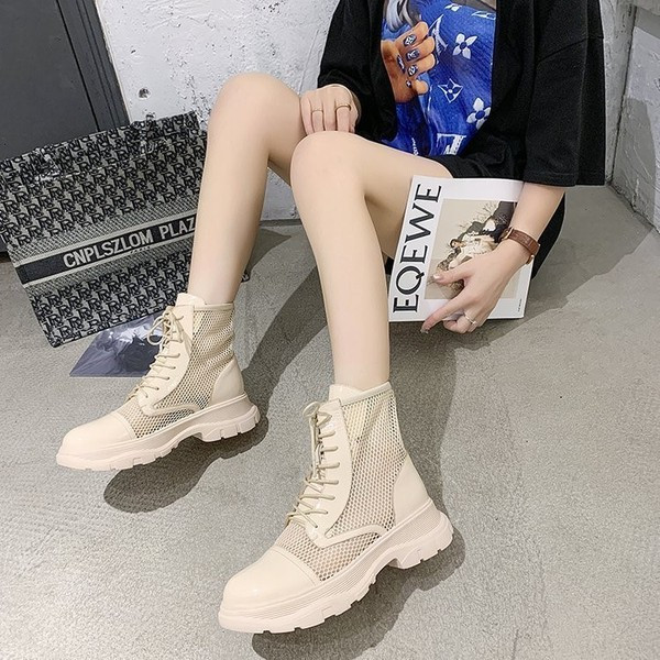 Női lakkbőr csizma hálóval