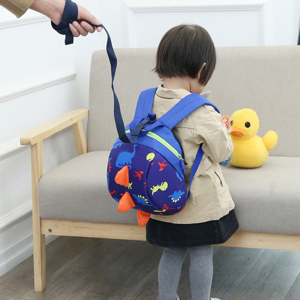 Hétköznapi gyerek hátizsák 3D elemekkel, alkalmas fiúknak és lányoknak